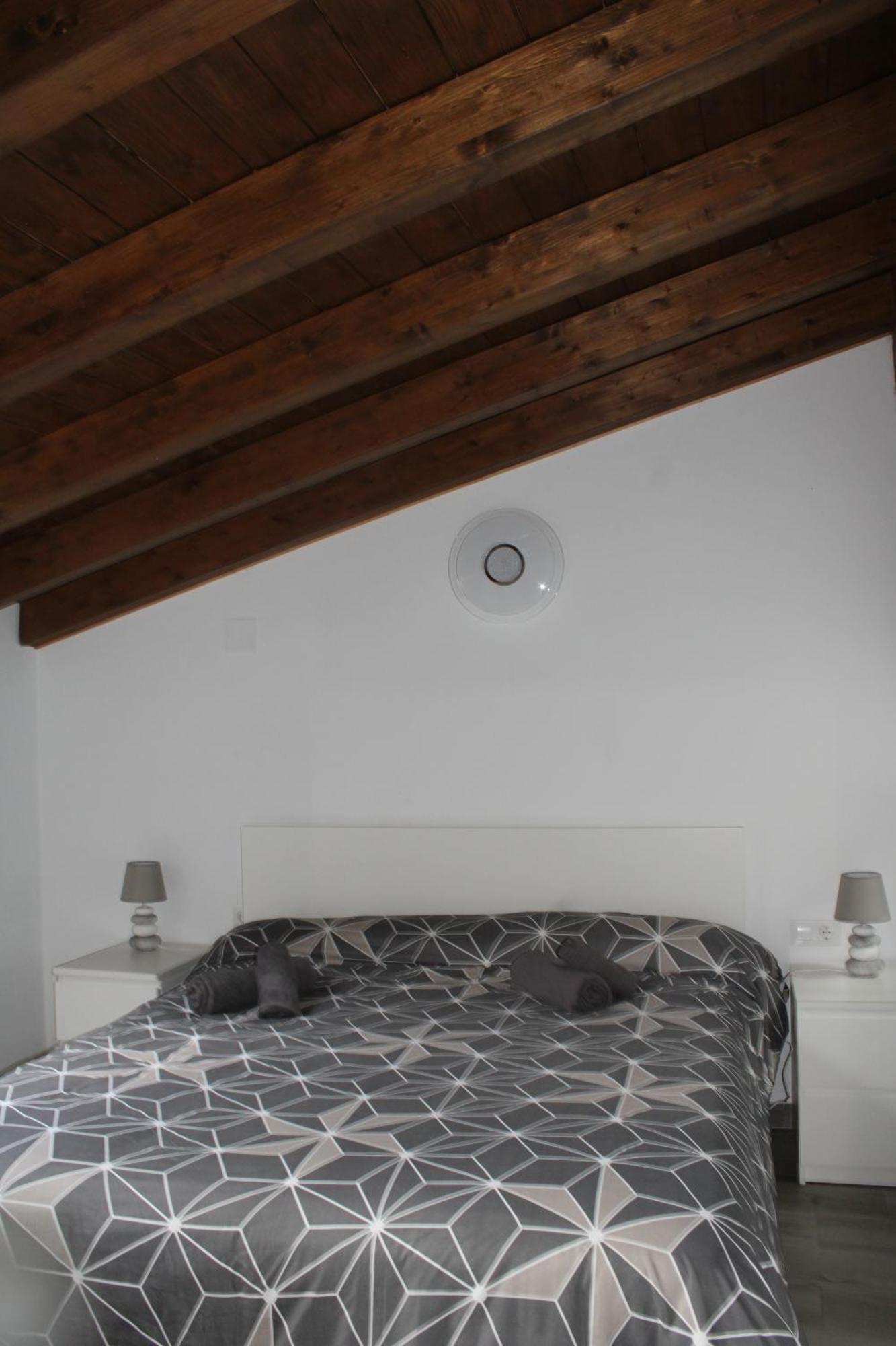 Apartamentos Patas Y Patetas Tragacete Luaran gambar