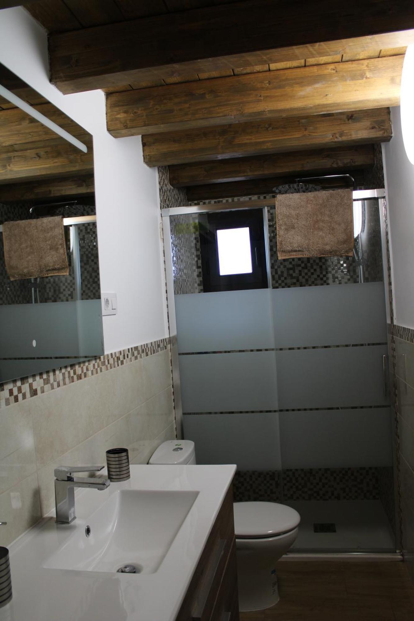 Apartamentos Patas Y Patetas Tragacete Luaran gambar