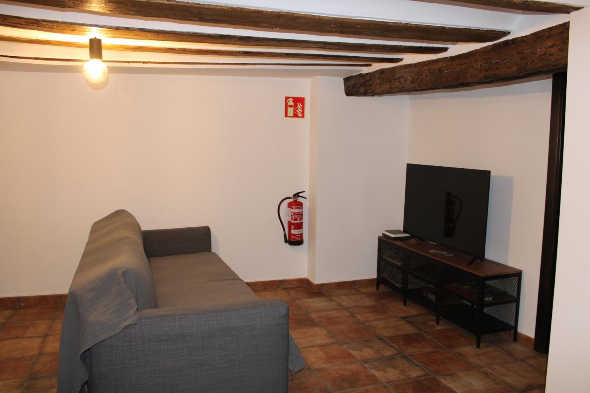 Apartamentos Patas Y Patetas Tragacete Luaran gambar